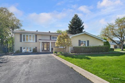 530 N Pioneer Drive Addison IL 60101