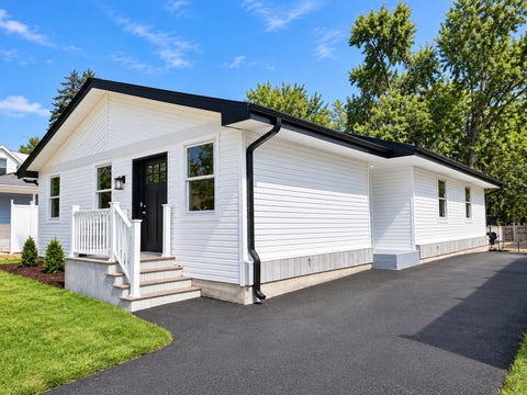 Photo of 1025 S Ardmore Avenue, Villa Park, IL 60181 (MLS # 12651080)