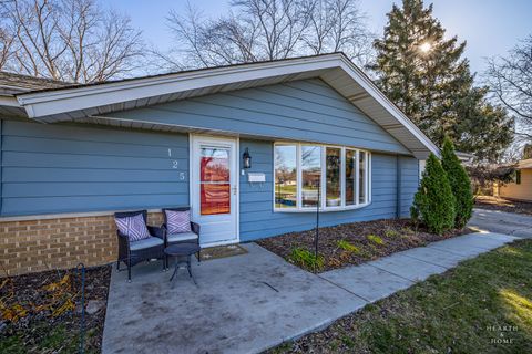 Tiny photo for 125 Weymouth Court, Schaumburg, IL 60193 (MLS # 12627178)