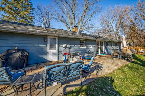 Tiny photo for 125 Weymouth Court, Schaumburg, IL 60193 (MLS # 12627178)