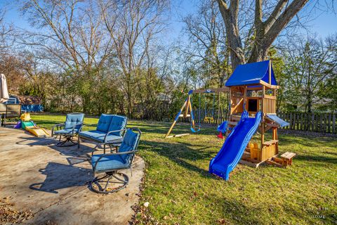 Tiny photo for 125 Weymouth Court, Schaumburg, IL 60193 (MLS # 12627178)