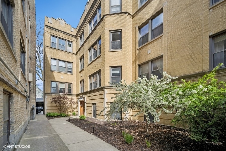 4444 N WOLCOTT Avenue 2A