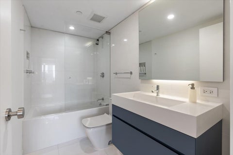 Tiny photo for 161 E Chicago Avenue #33C, Chicago, IL 60611 (MLS # 12746997)