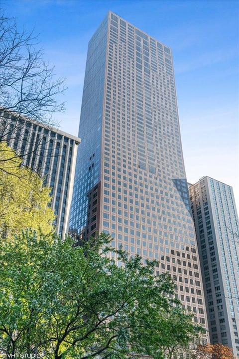 Tiny photo for 161 E Chicago Avenue #33C, Chicago, IL 60611 (MLS # 12746997)