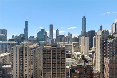 Tiny photo for 161 E Chicago Avenue #33C, Chicago, IL 60611 (MLS # 12746997)