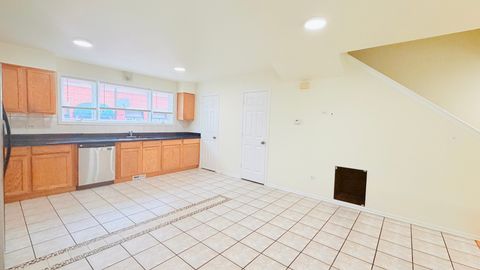 Tiny photo for 356 W 31ST Street, Chicago, IL 60616 (MLS # 12527869)