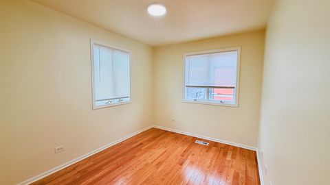 Tiny photo for 356 W 31ST Street, Chicago, IL 60616 (MLS # 12527869)