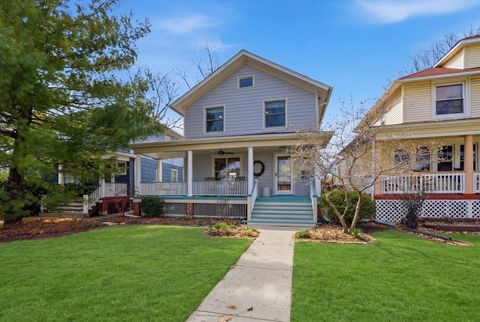 Photo of 527 Lyman Avenue, Oak Park, IL 60304 (MLS # 12593184)