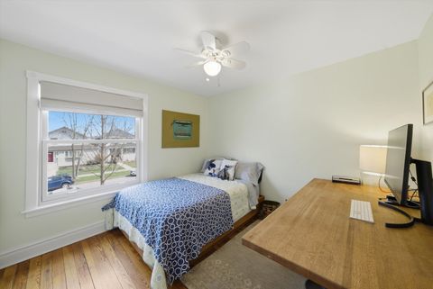 Tiny photo for 527 Lyman Avenue, Oak Park, IL 60304 (MLS # 12593184)