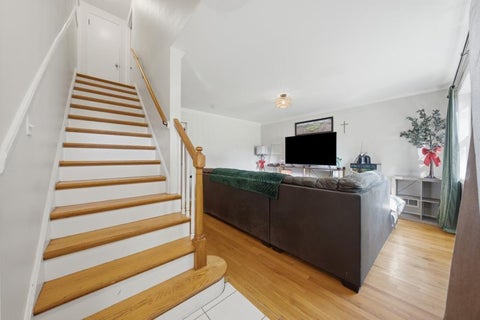 Tiny photo for 10912 S Komensky Avenue, Oak Lawn, IL 60453 (MLS # 12772212)