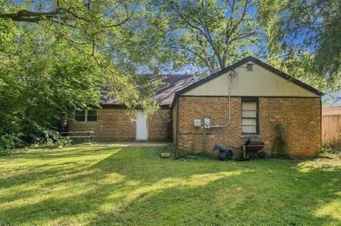 Tiny photo for 10912 S Komensky Avenue, Oak Lawn, IL 60453 (MLS # 12772212)