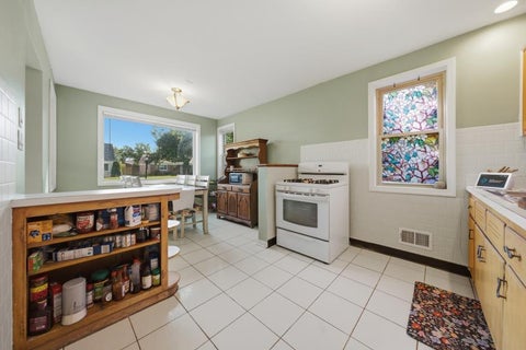 Tiny photo for 10912 S Komensky Avenue, Oak Lawn, IL 60453 (MLS # 12772212)