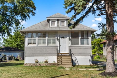 124 W Naperville Road Westmont IL 60559