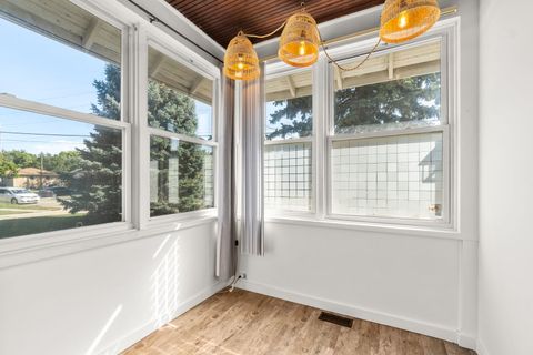 Tiny photo for 124 W Naperville Road, Westmont, IL 60559 (MLS # 12486431)