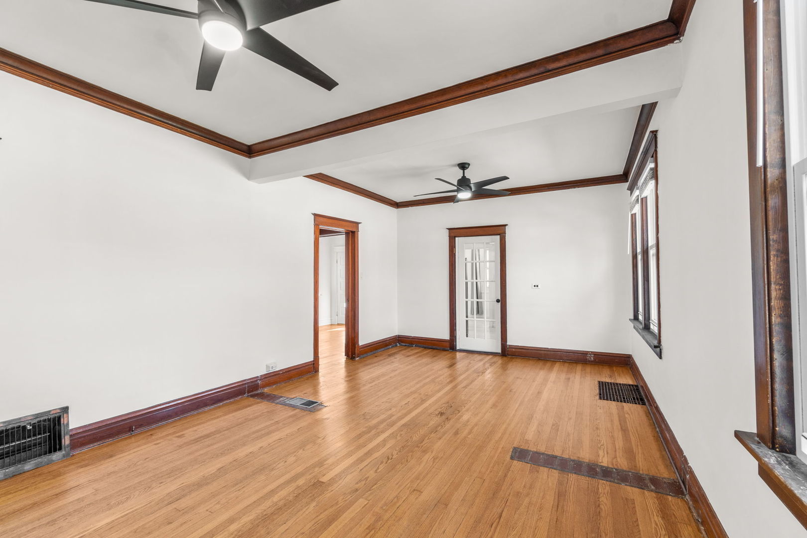 124 W Naperville Road