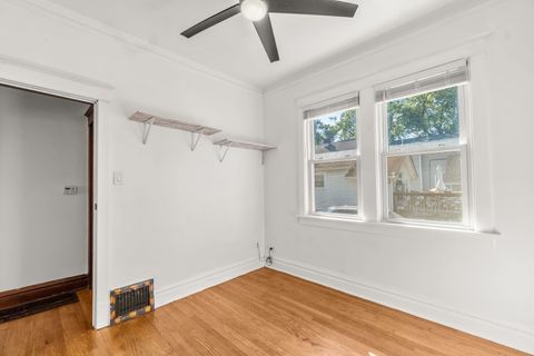 Tiny photo for 124 W Naperville Road, Westmont, IL 60559 (MLS # 12486431)