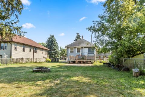Tiny photo for 124 W Naperville Road, Westmont, IL 60559 (MLS # 12486431)