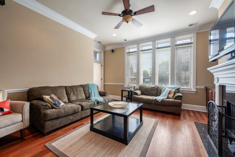 Tiny photo for 2401 N Janssen Avenue #203, Chicago, IL 60614 (MLS # 12489323)