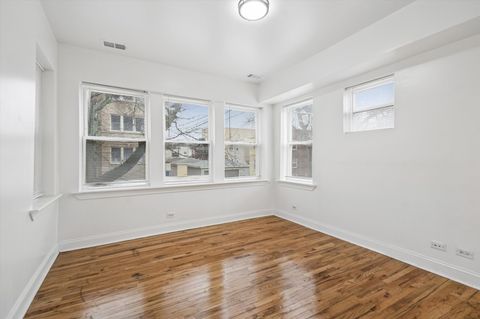 Tiny photo for 3849 W Ainslie Street #1, Chicago, IL 60625 (MLS # 12612963)