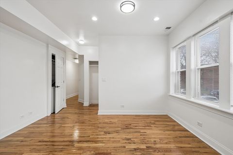 Tiny photo for 3849 W Ainslie Street #1, Chicago, IL 60625 (MLS # 12612963)