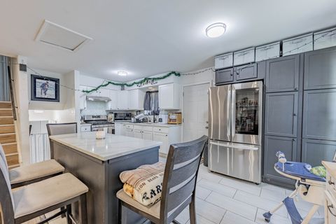 Tiny photo for 7747 W 62nd Street, Summit, IL 60501 (MLS # 12478356)