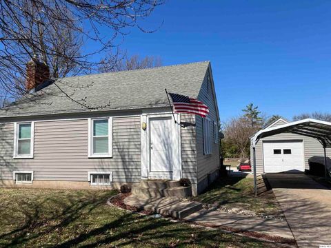 Tiny photo for 2415 Larch RD Rd, Quincy, IL 62301 (MLS # 12589942)