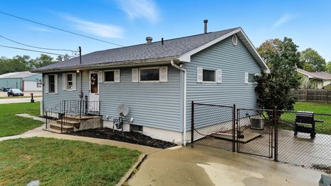 Tiny photo for 2020 W 4th Street, Dixon, IL 61021 (MLS # 12497259)