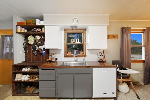 Tiny photo for 2020 W 4th Street, Dixon, IL 61021 (MLS # 12497259)