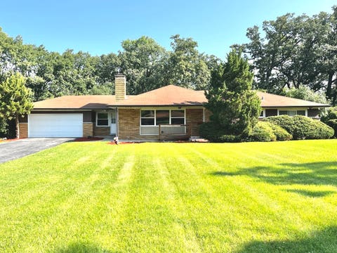 Photo of 2543 Oakwood Drive, Olympia Fields, IL 60461 (MLS # 12724615)