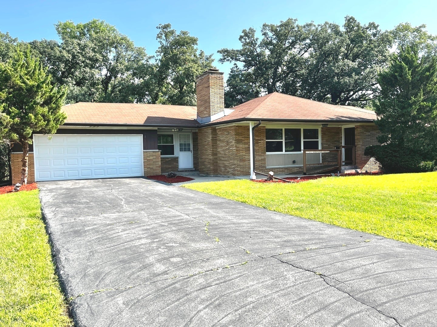 2543 Oakwood Drive