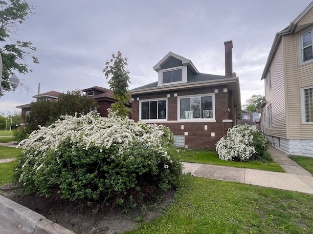 853 E 88th Street