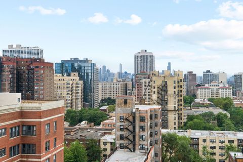Tiny photo for 450 W Briar Place #3J, Chicago, IL 60657 (MLS # 12416318)