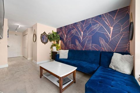Tiny photo for 450 W Briar Place #3J, Chicago, IL 60657 (MLS # 12416318)
