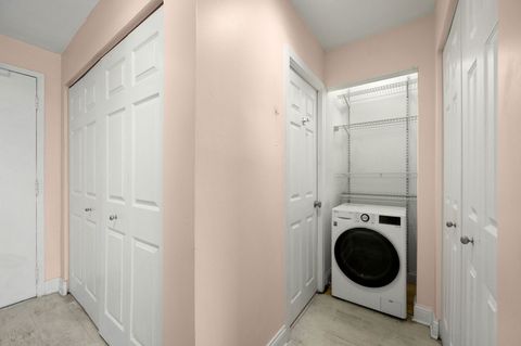 Tiny photo for 450 W Briar Place #3J, Chicago, IL 60657 (MLS # 12416318)