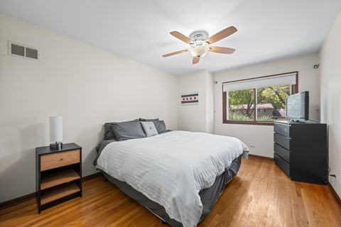 Tiny photo for 1746 Ellendale Drive, Northbrook, IL 60062 (MLS # 12470191)