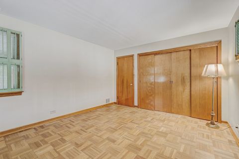 Tiny photo for 1401 Park Ridge Boulevard, Park Ridge, IL 60068 (MLS # 12514100)