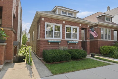 Tiny photo for 3316 N Ridgeway Avenue, Chicago, IL 60618 (MLS # 12715656)