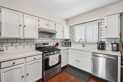 Tiny photo for 2139 N Harlem Avenue #221, Chicago, IL 60707 (MLS # 12678902)