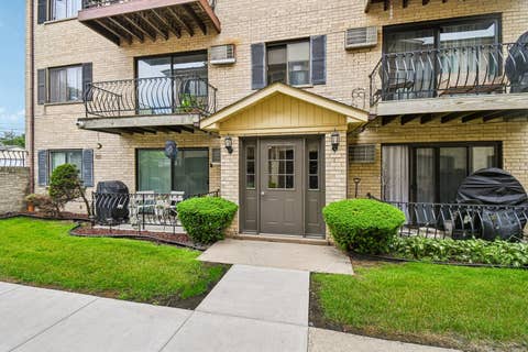 Photo of 2139 N Harlem Avenue #221, Chicago, IL 60707 (MLS # 12678902)