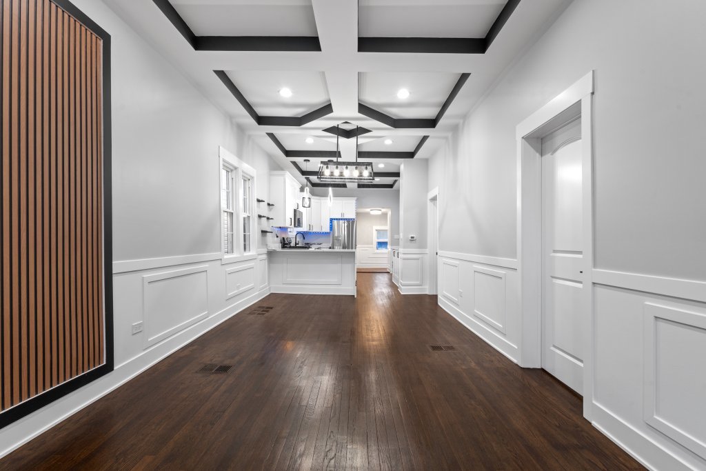 4820 W Ferdinand Street