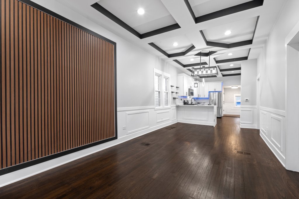 4820 W Ferdinand Street