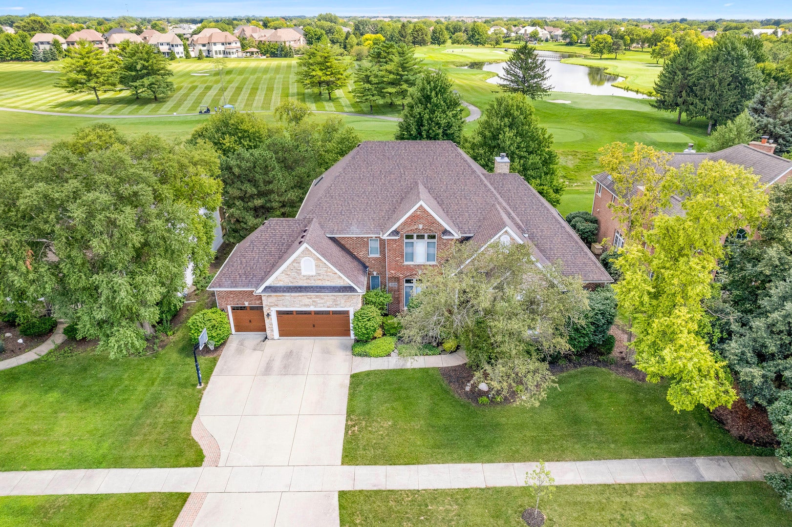 2439 Fawn Lake Circle