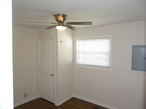 Tiny photo for 30 Aspen Lane, Carpentersville, IL 60110 (MLS # 12616482)