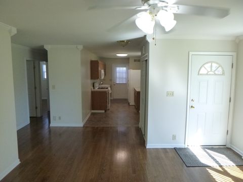 Tiny photo for 30 Aspen Lane, Carpentersville, IL 60110 (MLS # 12616482)