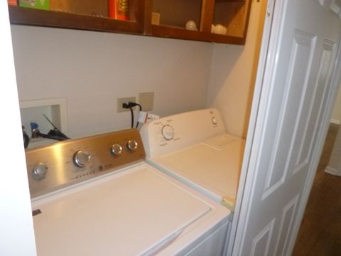 Tiny photo for 30 Aspen Lane, Carpentersville, IL 60110 (MLS # 12616482)