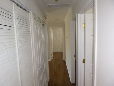 Tiny photo for 30 Aspen Lane, Carpentersville, IL 60110 (MLS # 12616482)