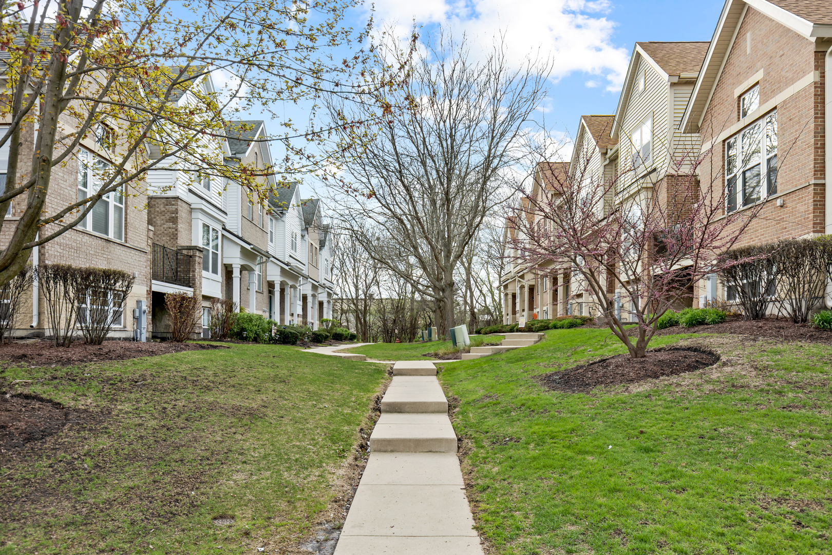 5546 Cambridge Way 5546