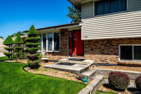 Tiny photo for 5112 155th Street, Oak Forest, IL 60452 (MLS # 12741286)