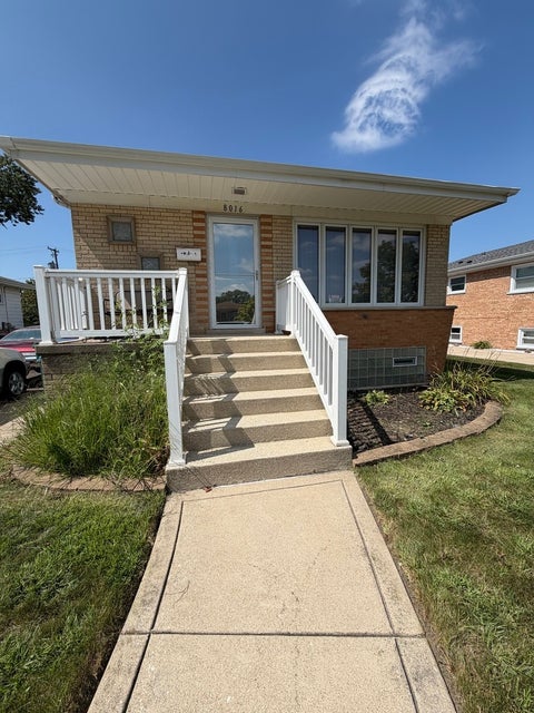 Photo of 8016 Natchez Avenue, Burbank, IL 60459 (MLS # 12745954)