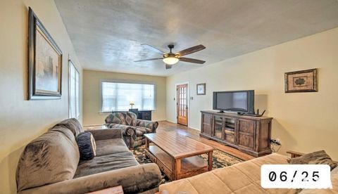 Tiny photo for 400 S FOREST Street, Carbondale, IL 62901 (MLS # EB459800)